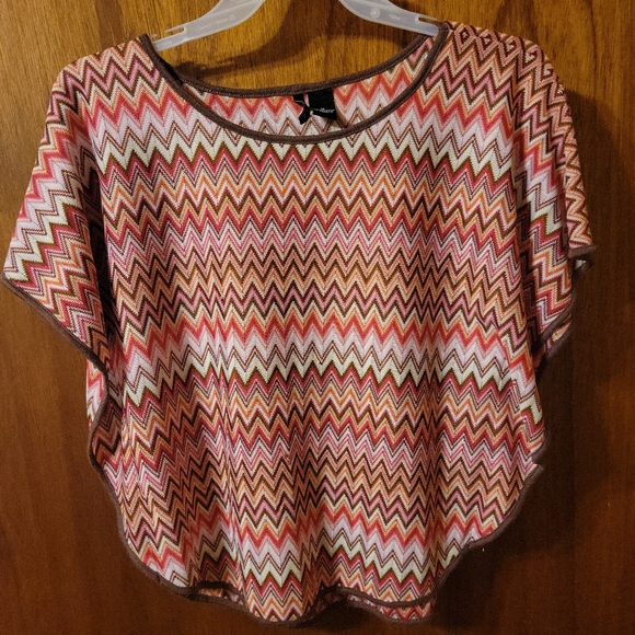 New Directions Orange Chevron Top - Picture 2 of 7